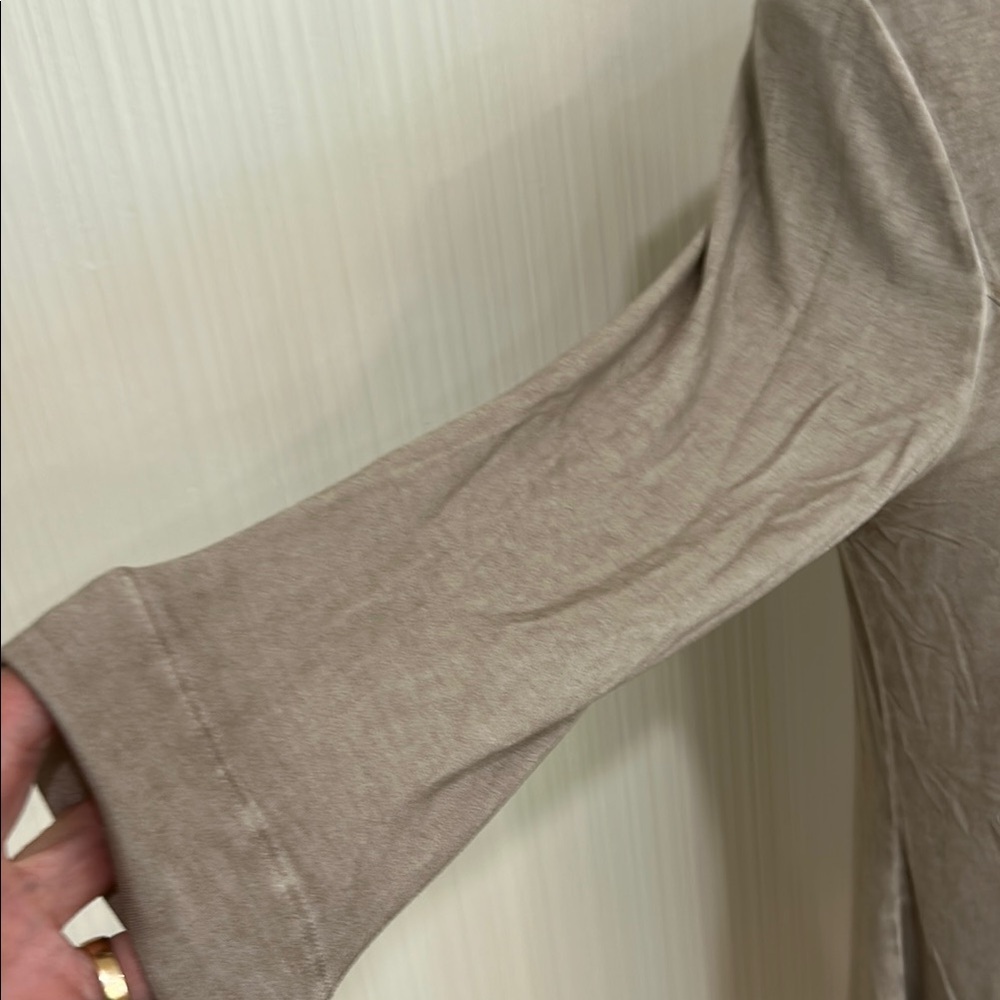 Charlie Paige Tan Relaxed Asymmetrical Tunic - Picture 3 of 9